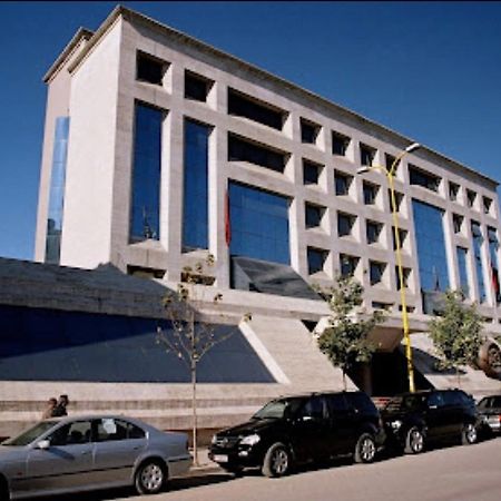 Center Apartment Tiran Dış mekan fotoğraf