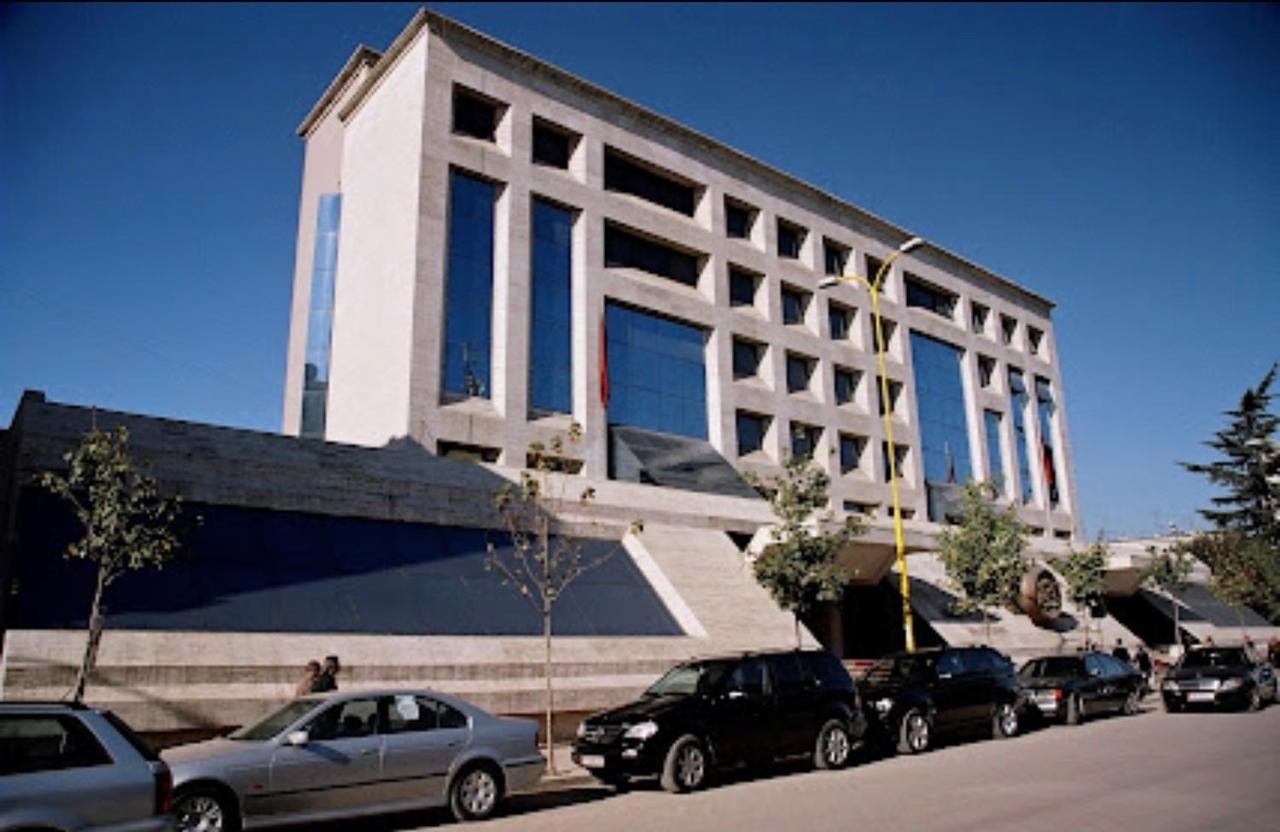 Center Apartment Tiran Dış mekan fotoğraf